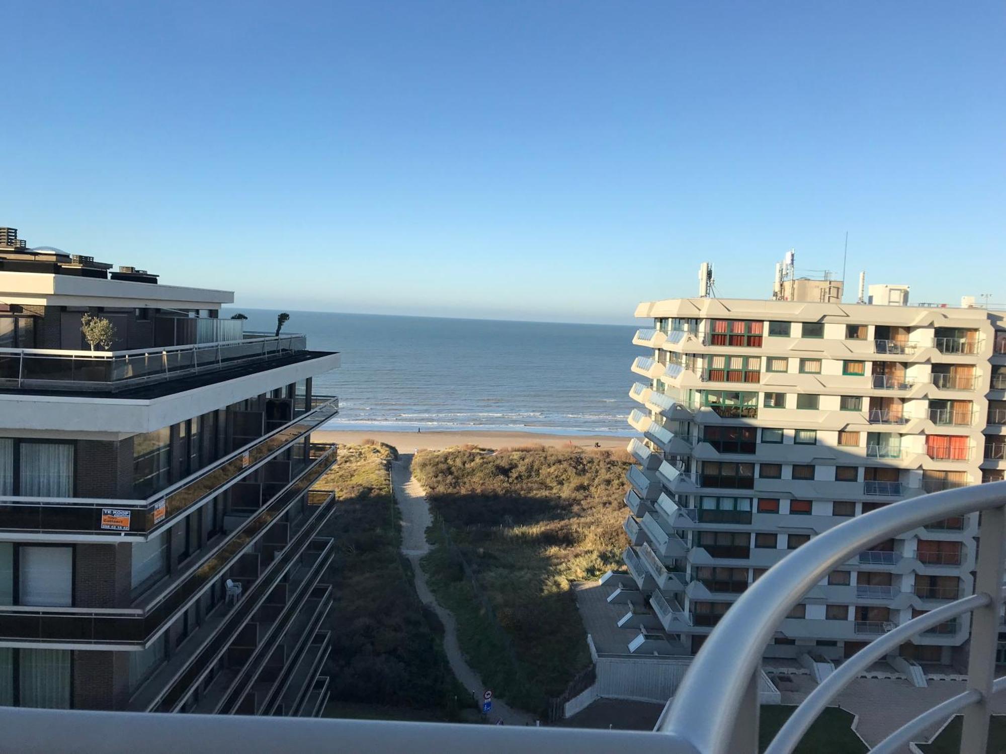 Appartement Duplex Penthouse Super Zeezicht à La Panne Extérieur photo